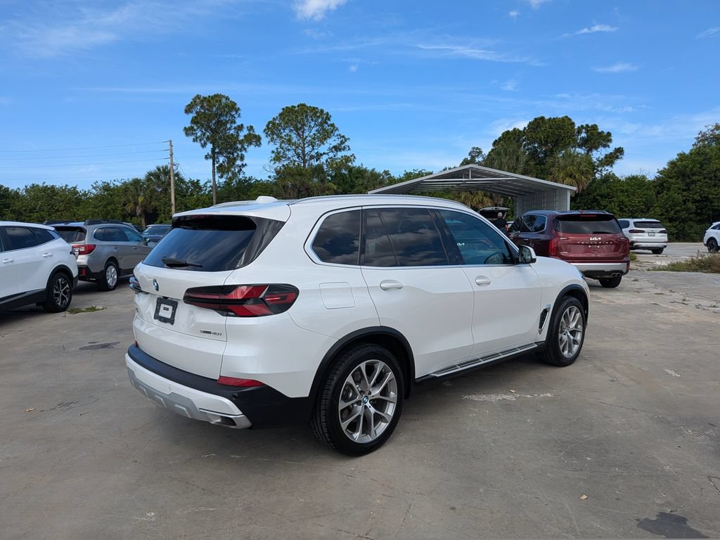Used 2024 BMW X5 sDrive40i w/ Premium Package RWD image 8