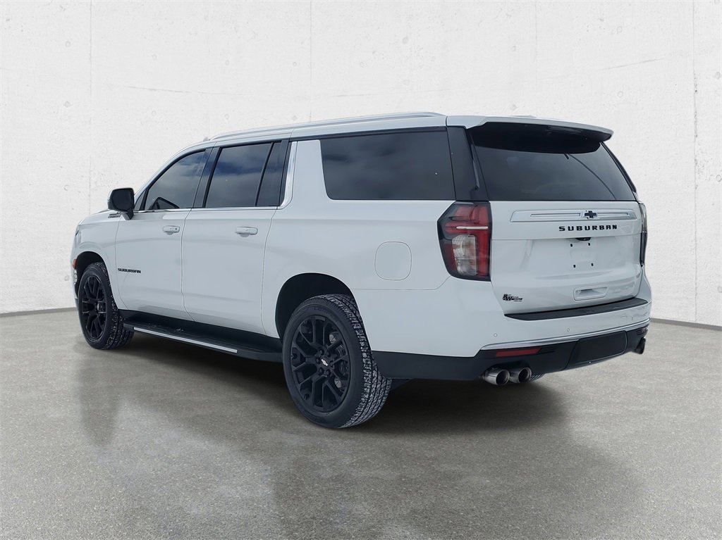 Used 2023 Chevrolet Suburban High Country image 5