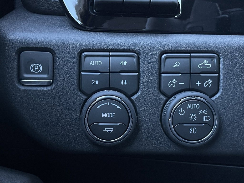 New 2026 Chevrolet Silverado 1500 LTZ w/ Technology Package image 13