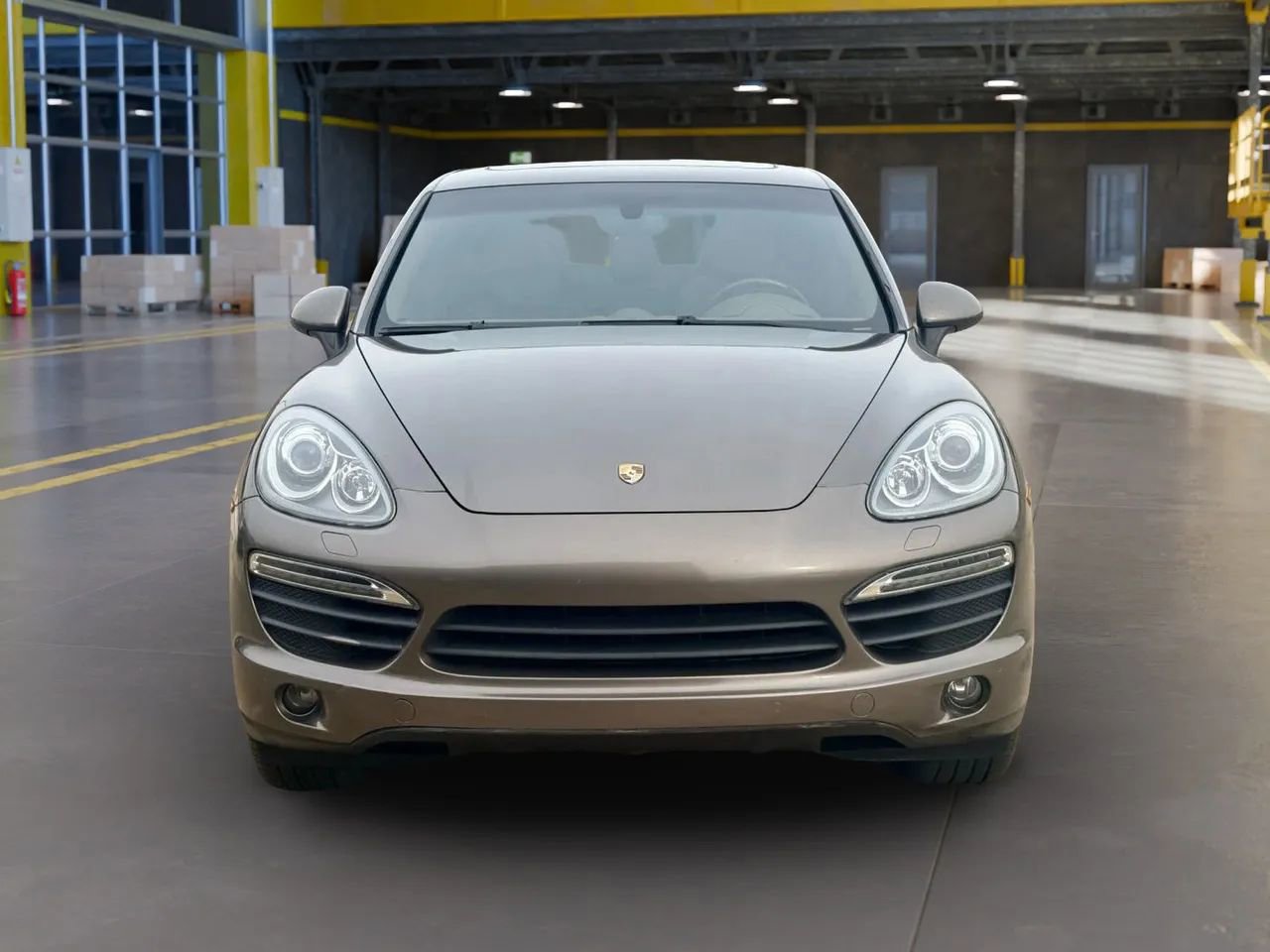 Used 2013 Porsche Cayenne S image 2