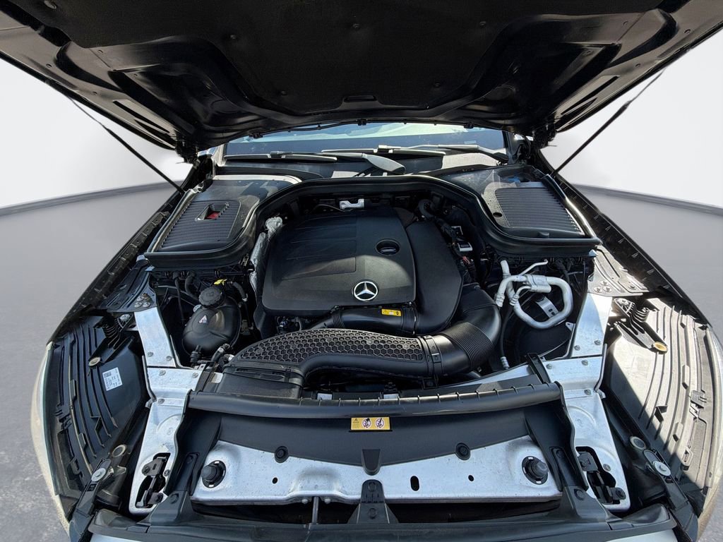 Used 2021 Mercedes-Benz GLC 300 4MATIC image 18