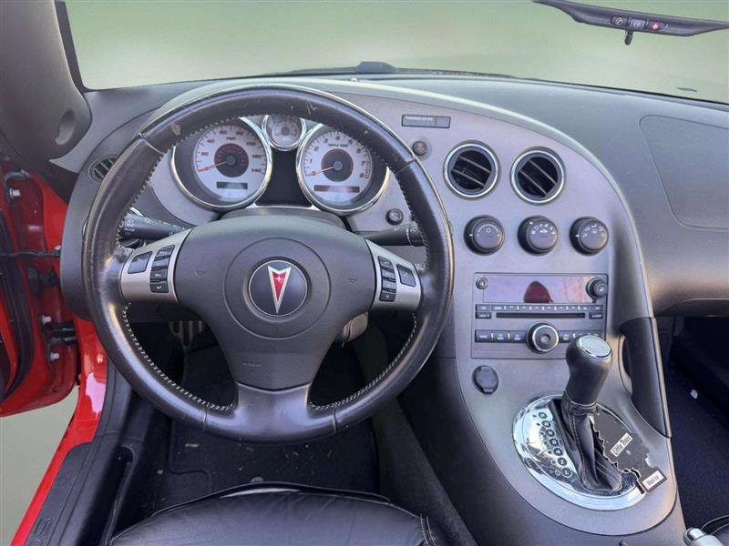 Used 2008 Pontiac Solstice Convertible w/ Premium Package image 22