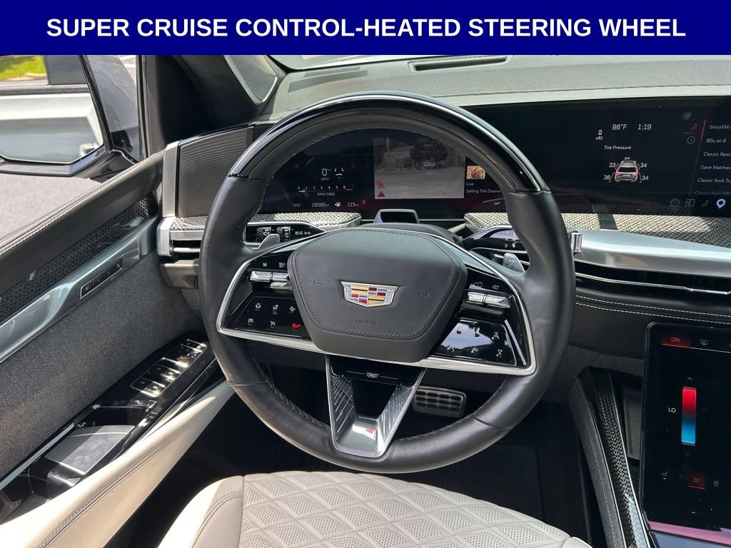 Used 2025 Cadillac Escalade V AWD/4WD image 17