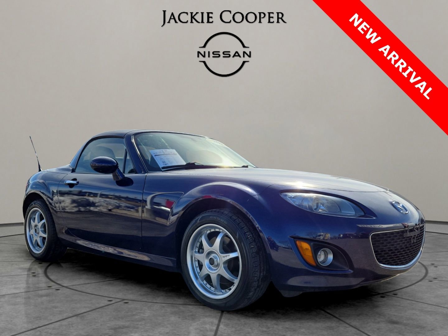 Used 2012 MAZDA MX-5 Miata Touring w/ Suspension Pkg image 7