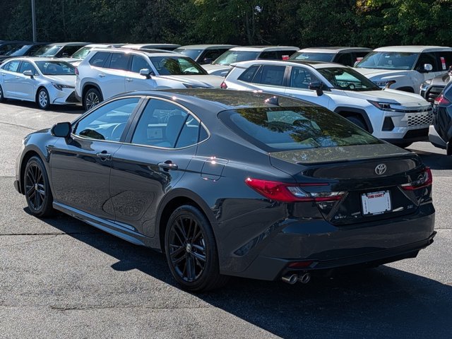 Used 2026 Toyota Camry SE FWD image 5