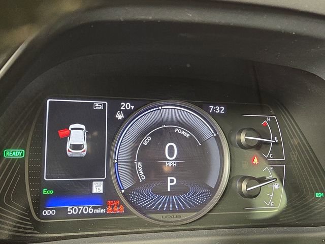 Used 2020 Lexus UX 250h w/ Premium Package image 16