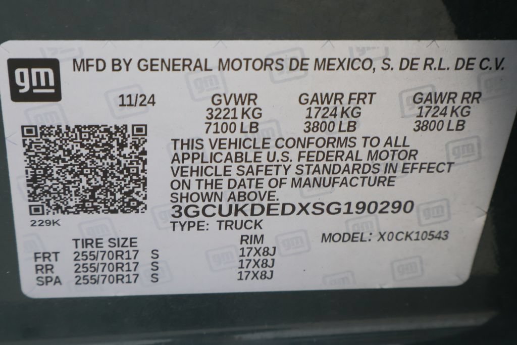 Used 2025 Chevrolet Silverado 1500 LT AWD/4WD image 31