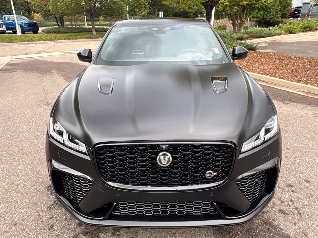 Used 2024 Jaguar F-PACE SVR AWD/4WD image 8