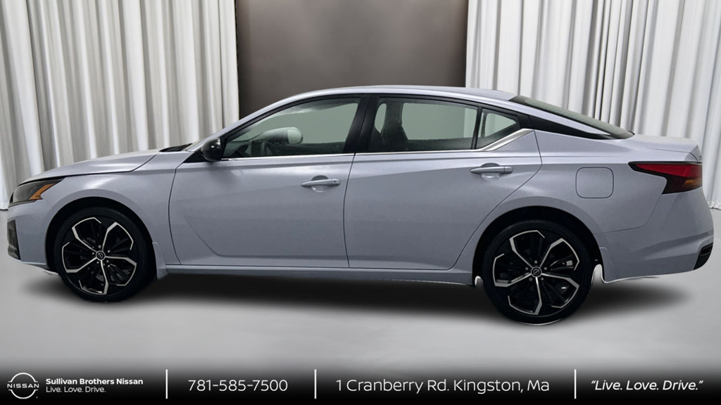 Certified 2025 Nissan Altima 2.5 SR w/ SR Premium Package AWD/4WD image 8