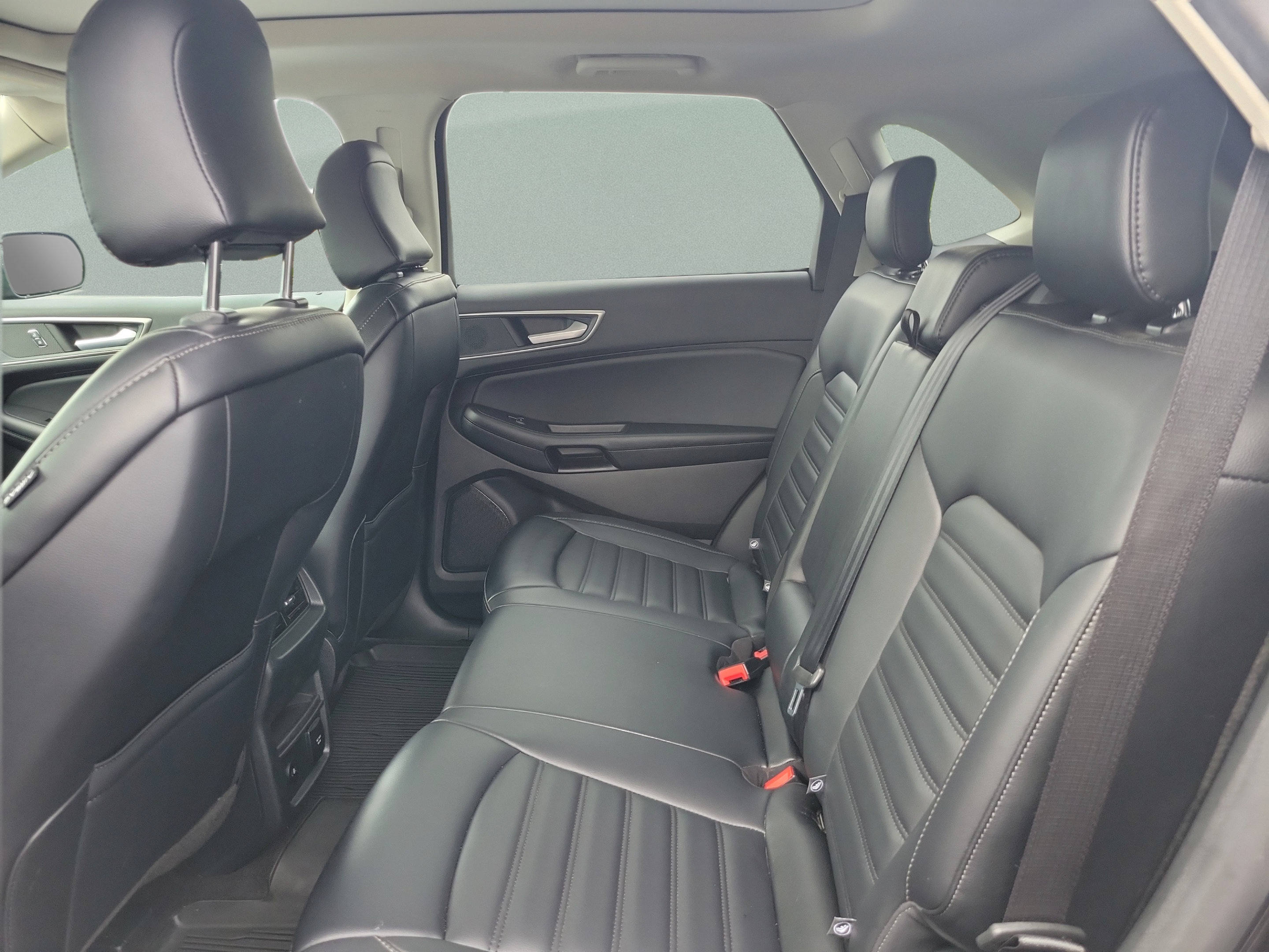 Used 2024 Ford Edge SEL w/ Convenience Package AWD/4WD image 9