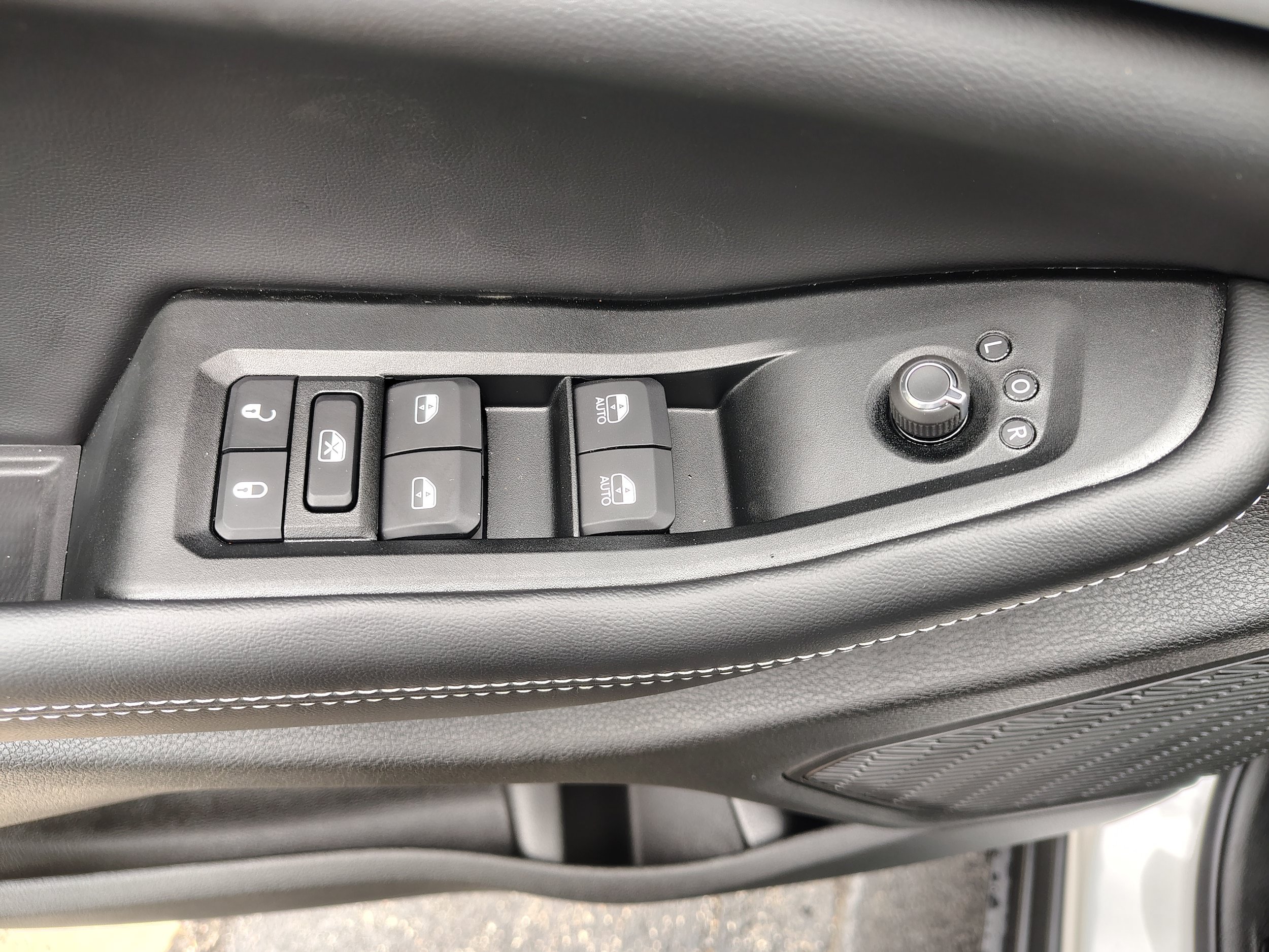 New 2026 Jeep Grand Cherokee L 4WD image 22