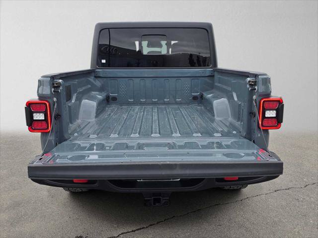 Used 2026 Jeep Gladiator Rubicon AWD/4WD image 13