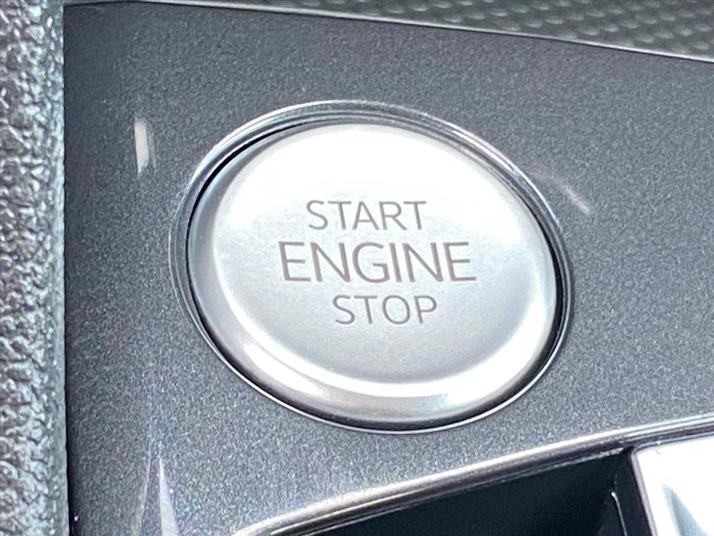 Certified 2024 Volkswagen Tiguan S image 17