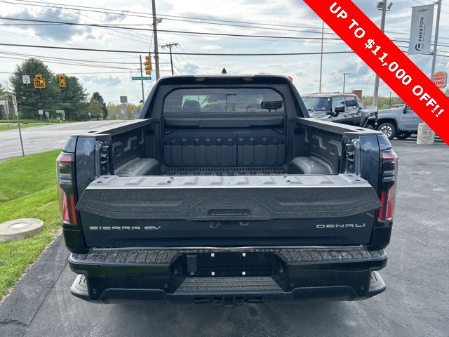 New 2025 GMC Sierra EV Denali image 6