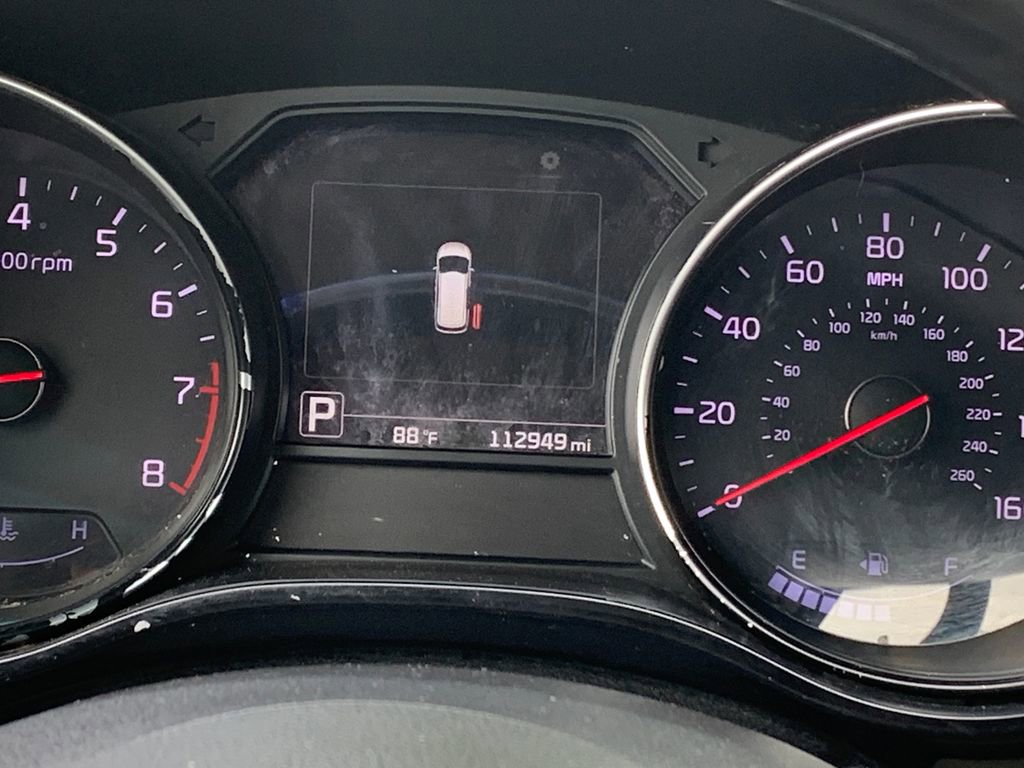 Used 2015 Kia Sedona SX Limited w/ SXL Technology Package FWD image 12