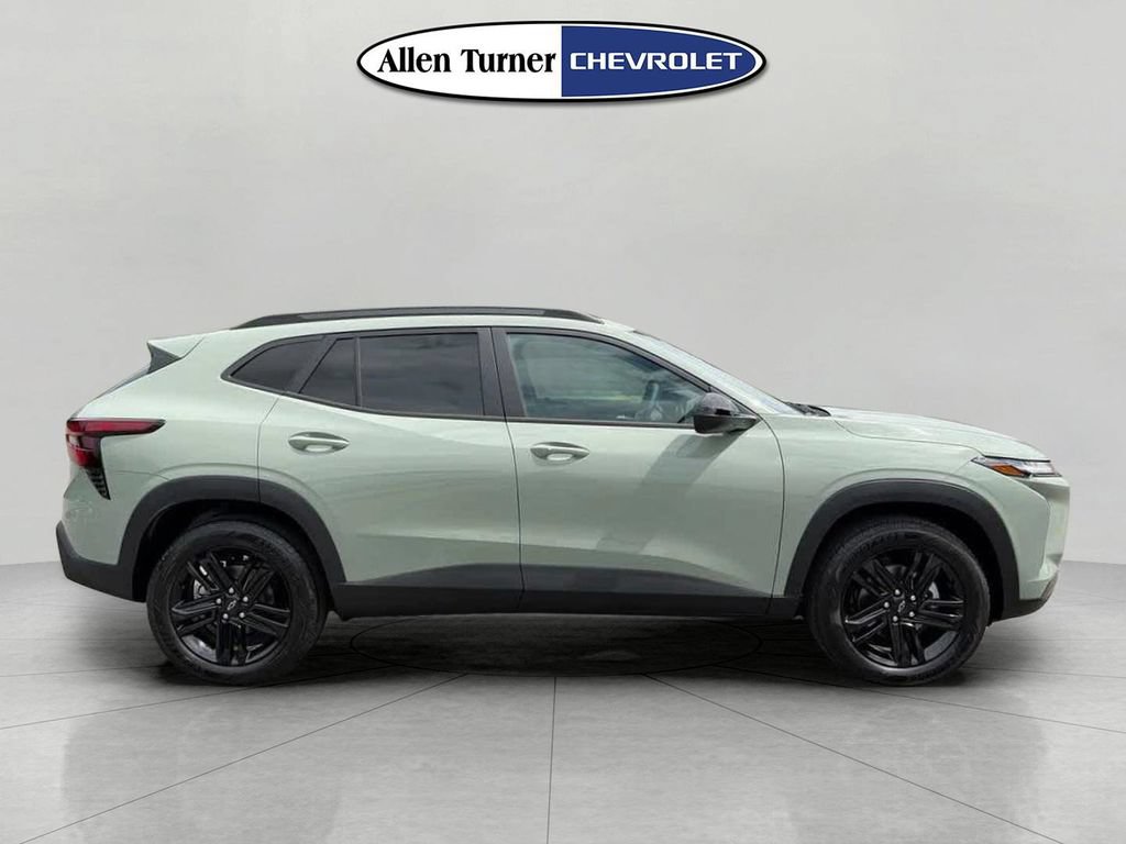 New 2026 Chevrolet Trax ACTIV w/ Driver Confidence Package FWD image 3