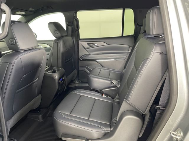 New 2026 Chevrolet Traverse LT w/ Midnight/Sport Edition AWD/4WD image 14