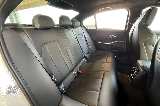 Used 2022 BMW M3 w/ Executive Package image 32