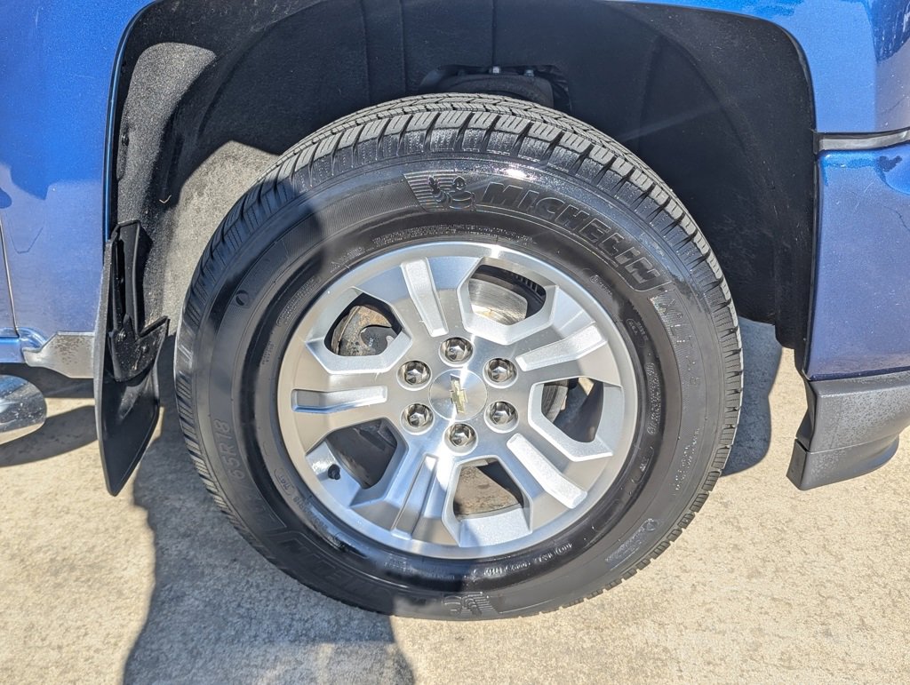 Used 2018 Chevrolet Silverado 1500 LT w/ All Star Edition image 22
