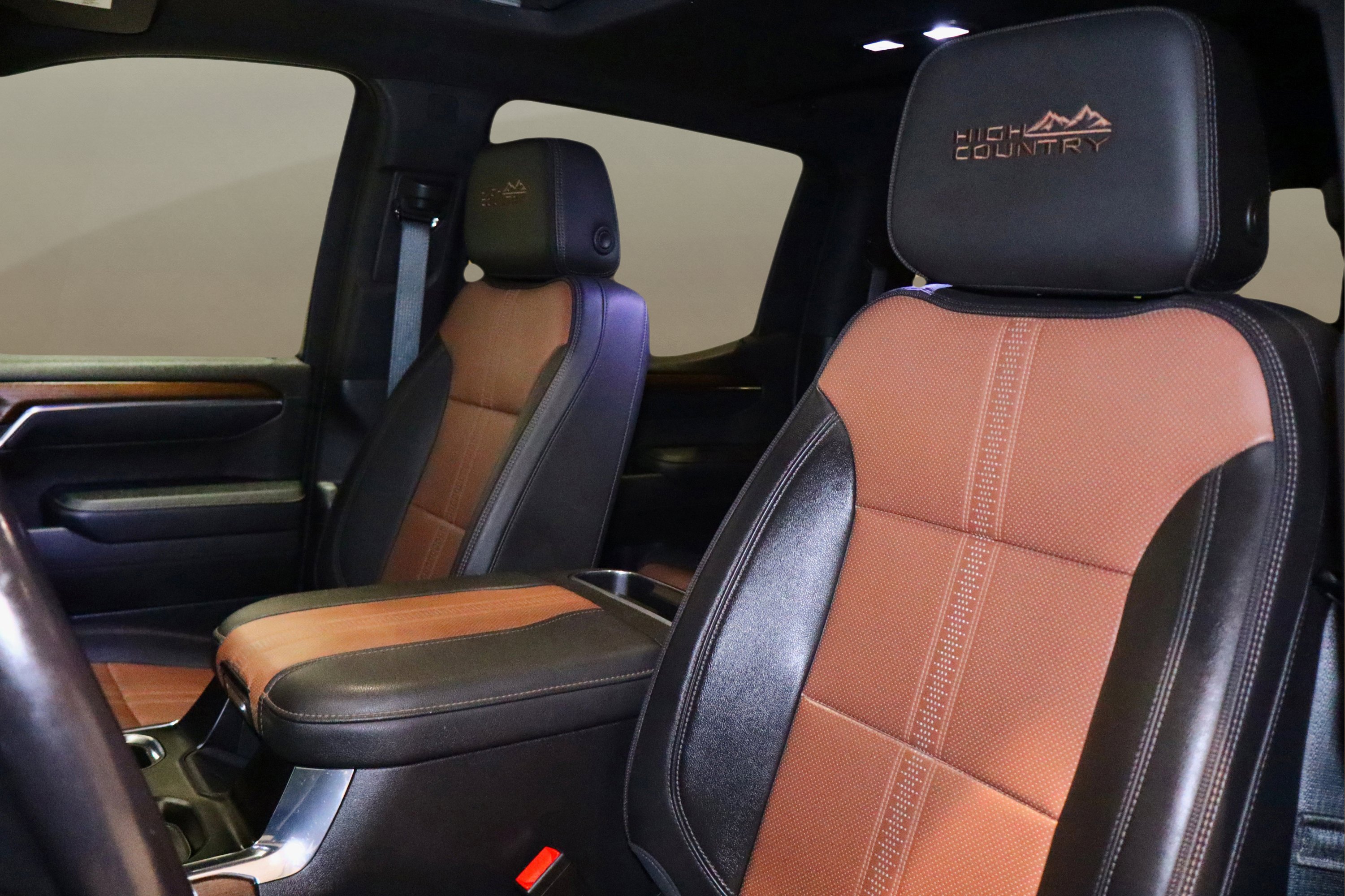 Used 2023 Chevrolet Silverado 1500 High Country w/ Z71 Off-Road Package image 16