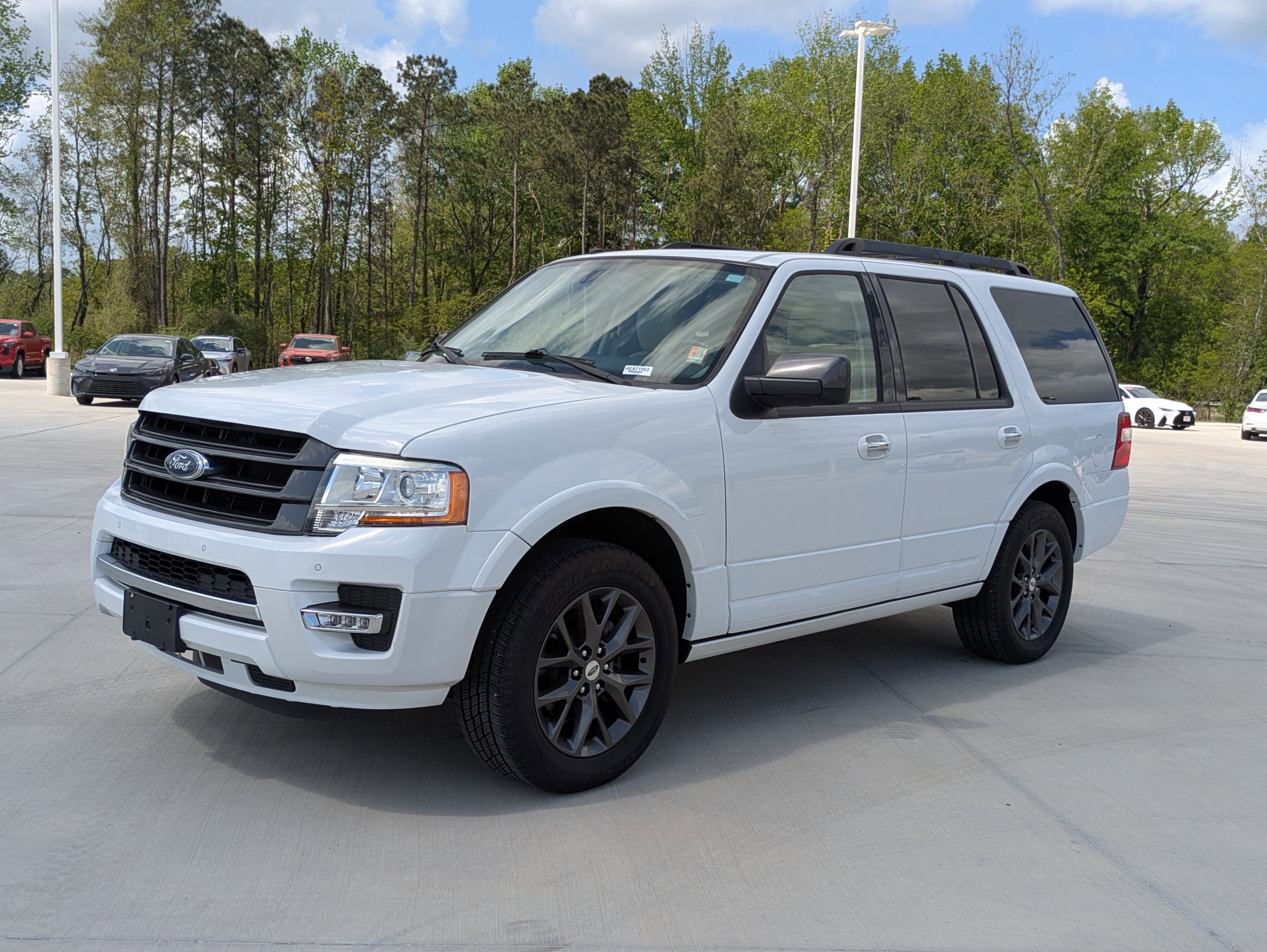 Used 2017 Ford Expedition Limited w/ Equipment Group 301A image 3