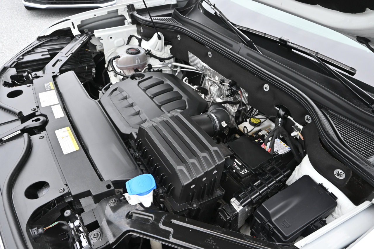 Used 2024 Volkswagen Atlas SE image 37