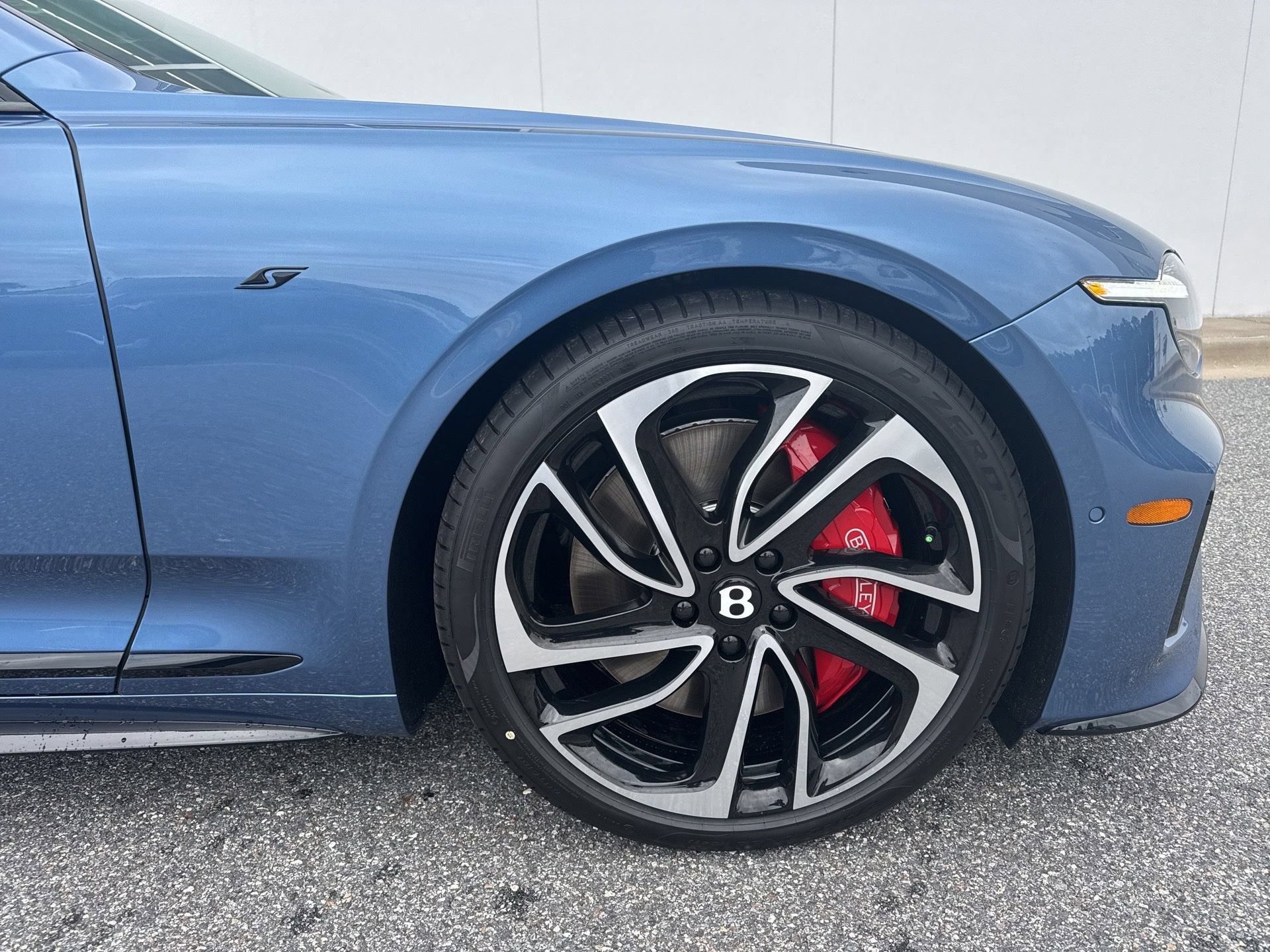 New 2026 Bentley Continental GTC AWD/4WD image 7