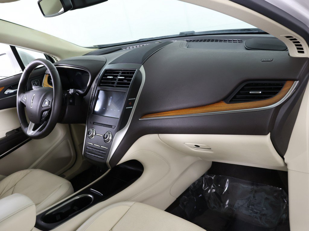 Used 2016 Lincoln MKC Reserve w/ Lincoln MKC Climate Package AWD/4WD image 30
