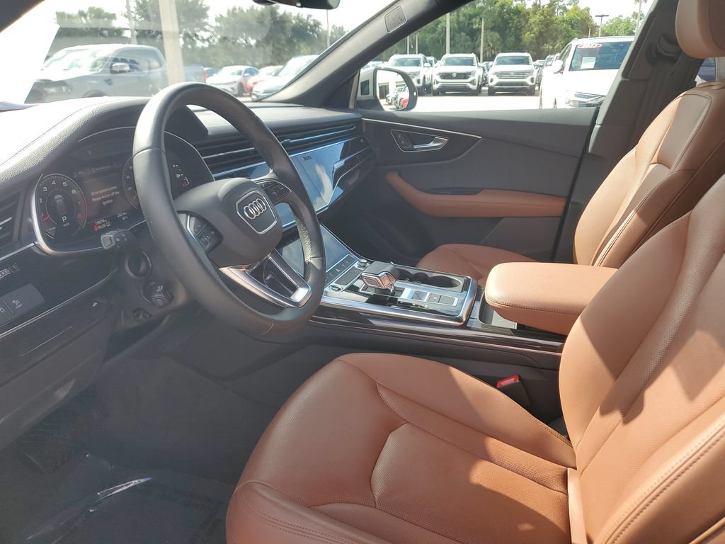 Used 2023 Audi Q8 Premium Plus w/ Premium Plus Package AWD/4WD image 24