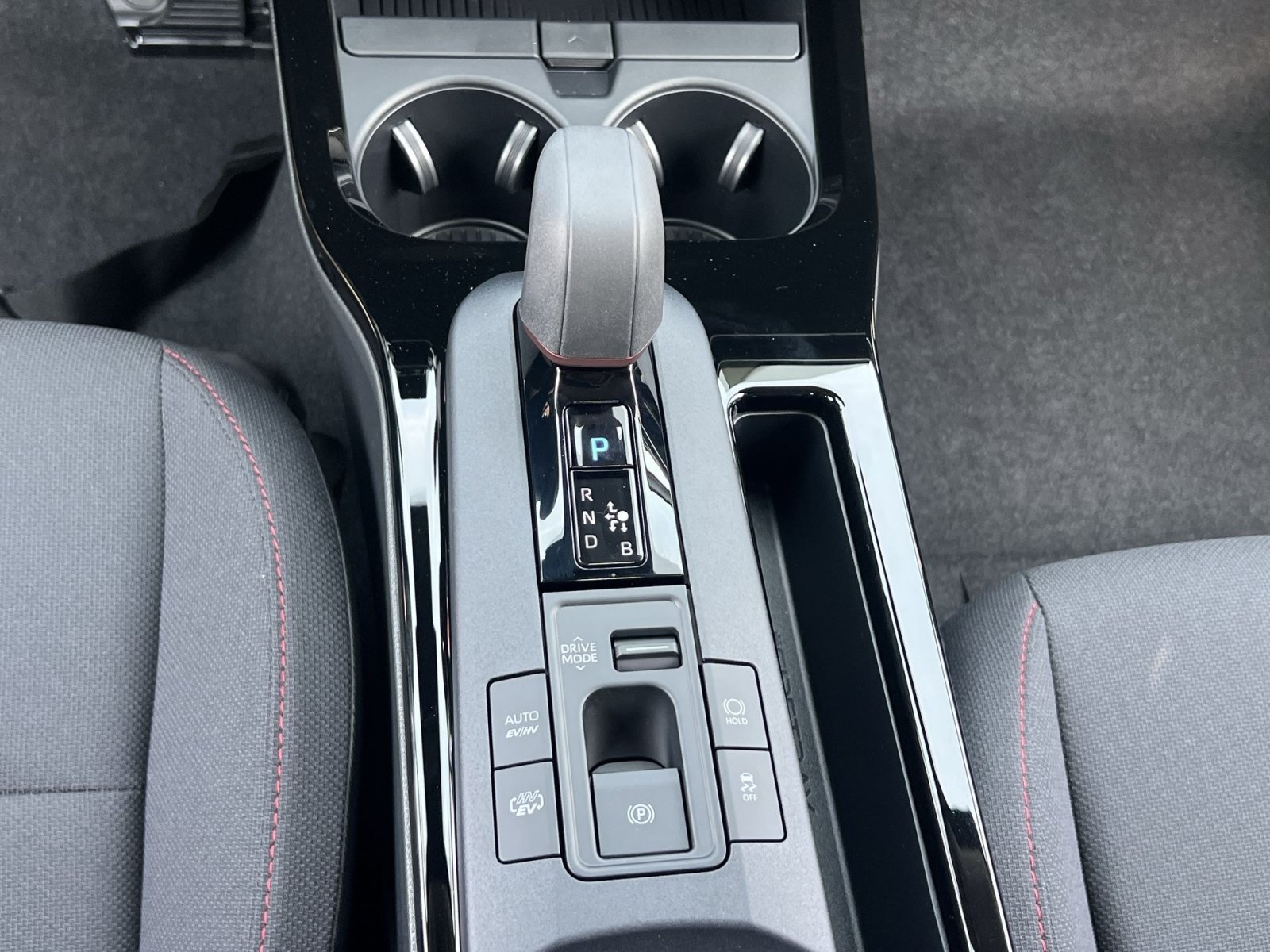 New 2026 Toyota Prius Plug-In Hybrid FWD image 18