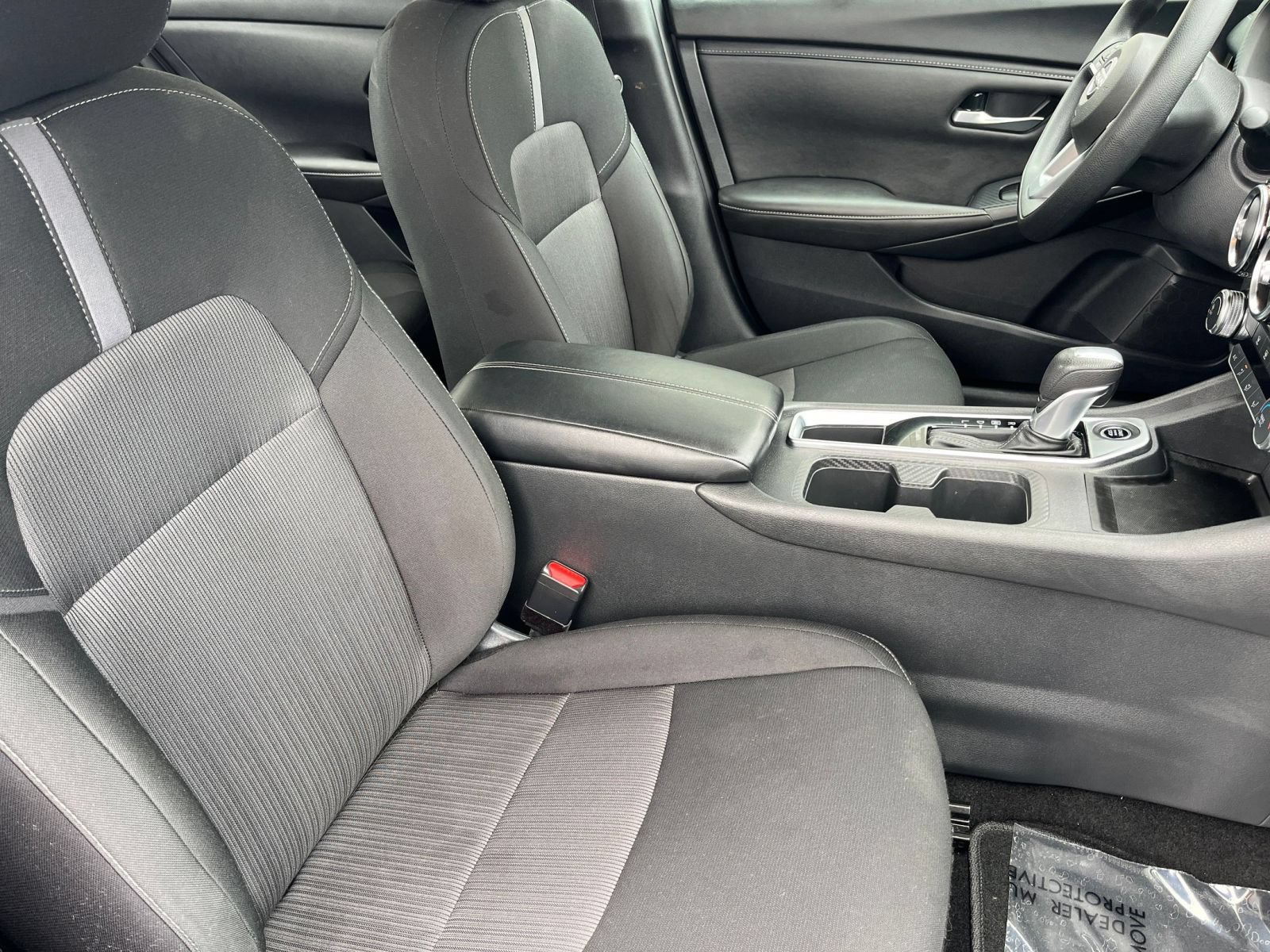Used 2025 Nissan Sentra SV FWD image 41