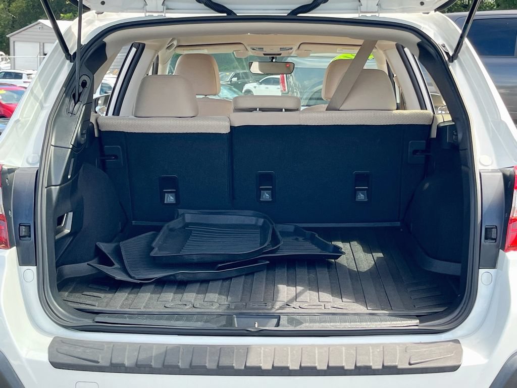 Used 2019 Subaru Outback 2.5i Premium AWD/4WD image 24
