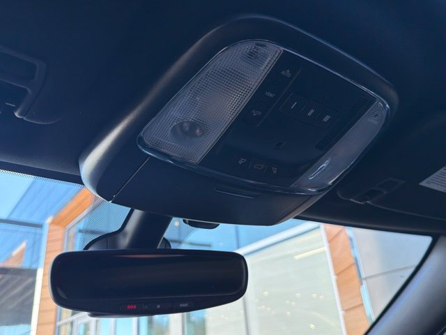 Used 2019 Jeep Grand Cherokee Altitude AWD/4WD image 37