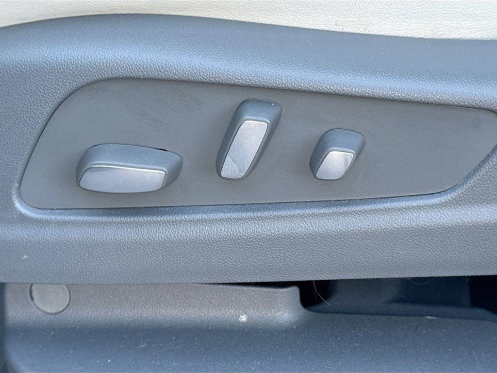 Used 2022 Cadillac XT5 Premium Luxury image 24