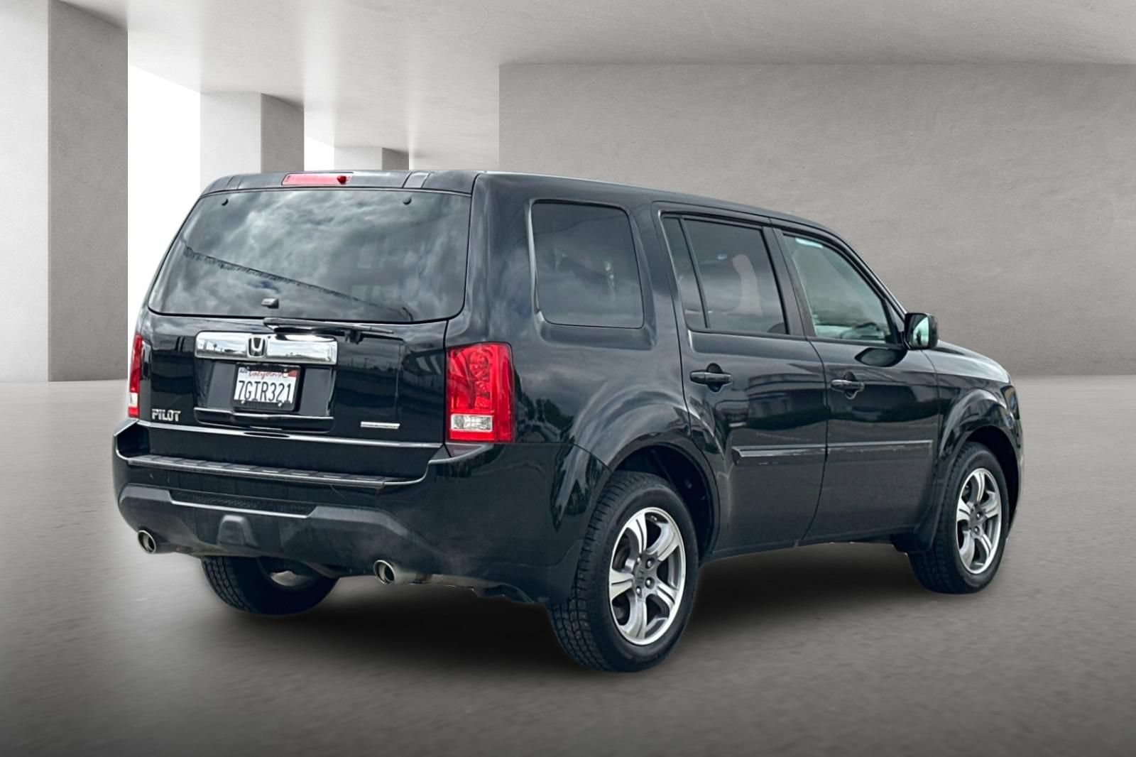 Used 2015 Honda Pilot SE image 4