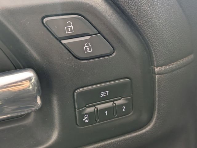 Used 2021 GMC Sierra 2500 AT4 w/ AT4 Premium Plus Package image 12