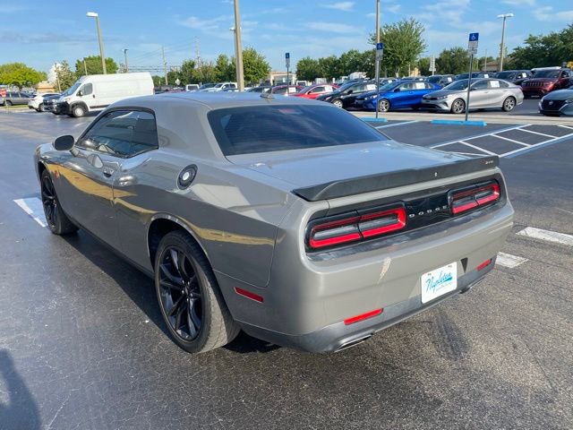 Used 2018 Dodge Challenger SXT w/ Blacktop Package image 7