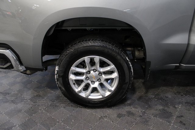 Used 2025 Chevrolet Silverado 1500 LT image 9