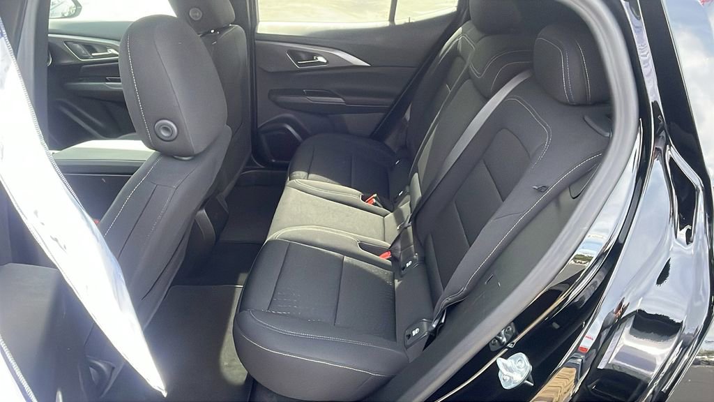 Used 2025 Chevrolet Equinox EV LT FWD image 12