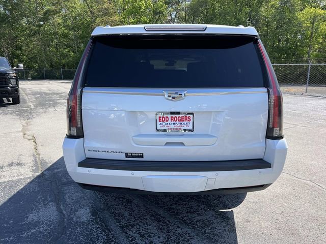 Used 2018 Cadillac Escalade ESV Platinum AWD/4WD image 4
