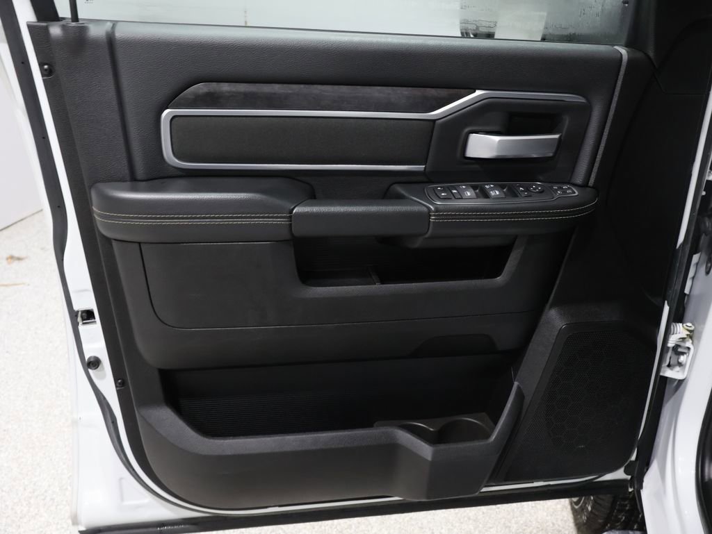 Used 2024 RAM 2500 Big Horn image 12