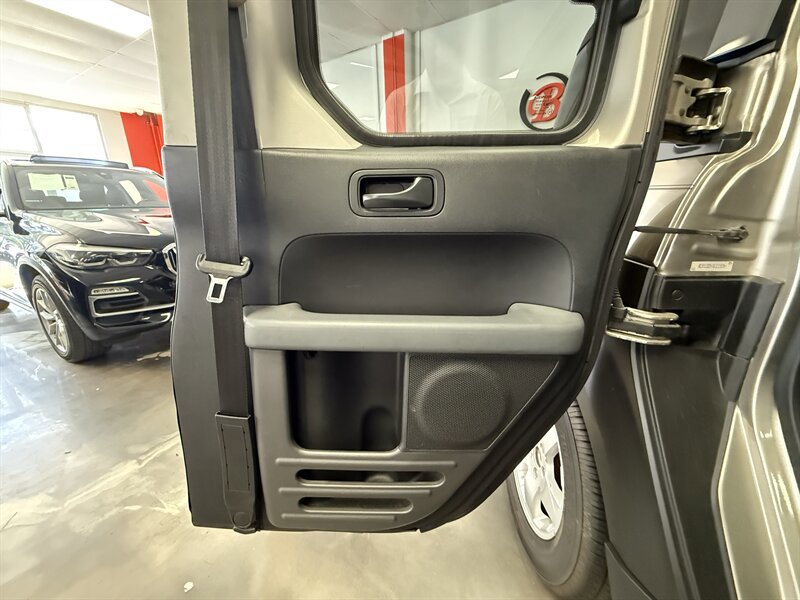 Used 2003 Honda Element EX image 10