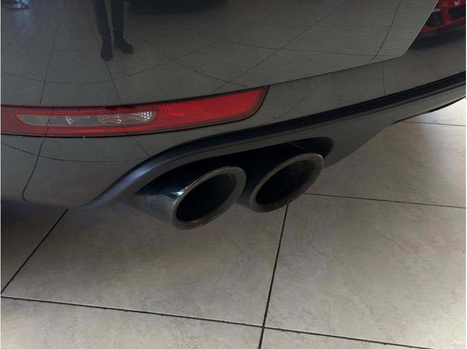 Used 2017 Porsche Macan GTS AWD/4WD image 34