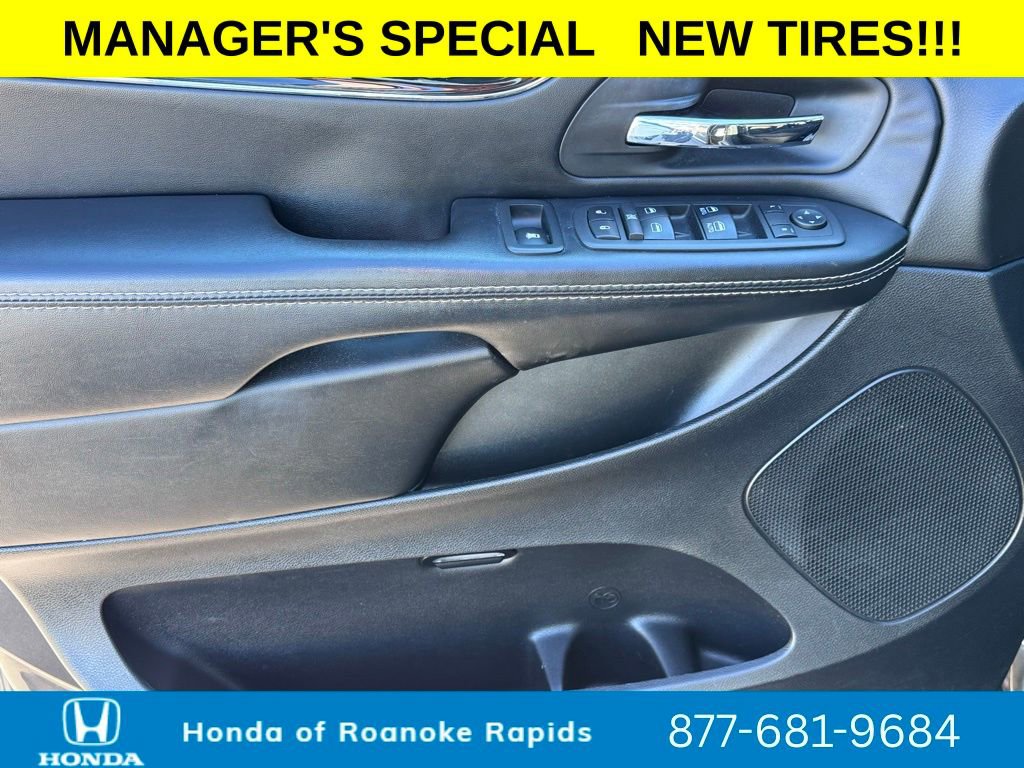 Used 2019 Dodge Grand Caravan SE image 22