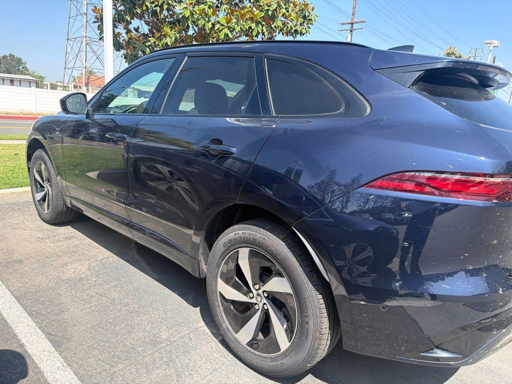 Used 2026 Jaguar F-PACE R-Dynamic S AWD/4WD image 7