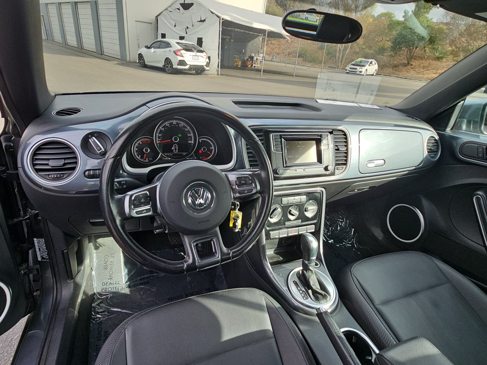 Used 2018 Volkswagen Beetle 2.0T S FWD image 15