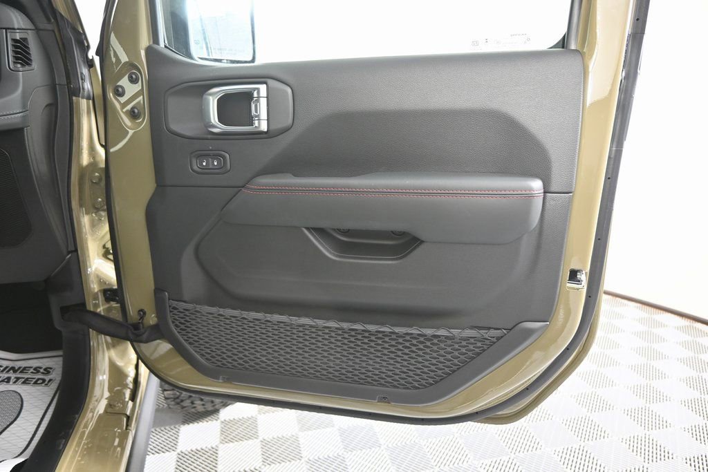 New 2026 Jeep Wrangler Unlimited Rubicon 392 image 13