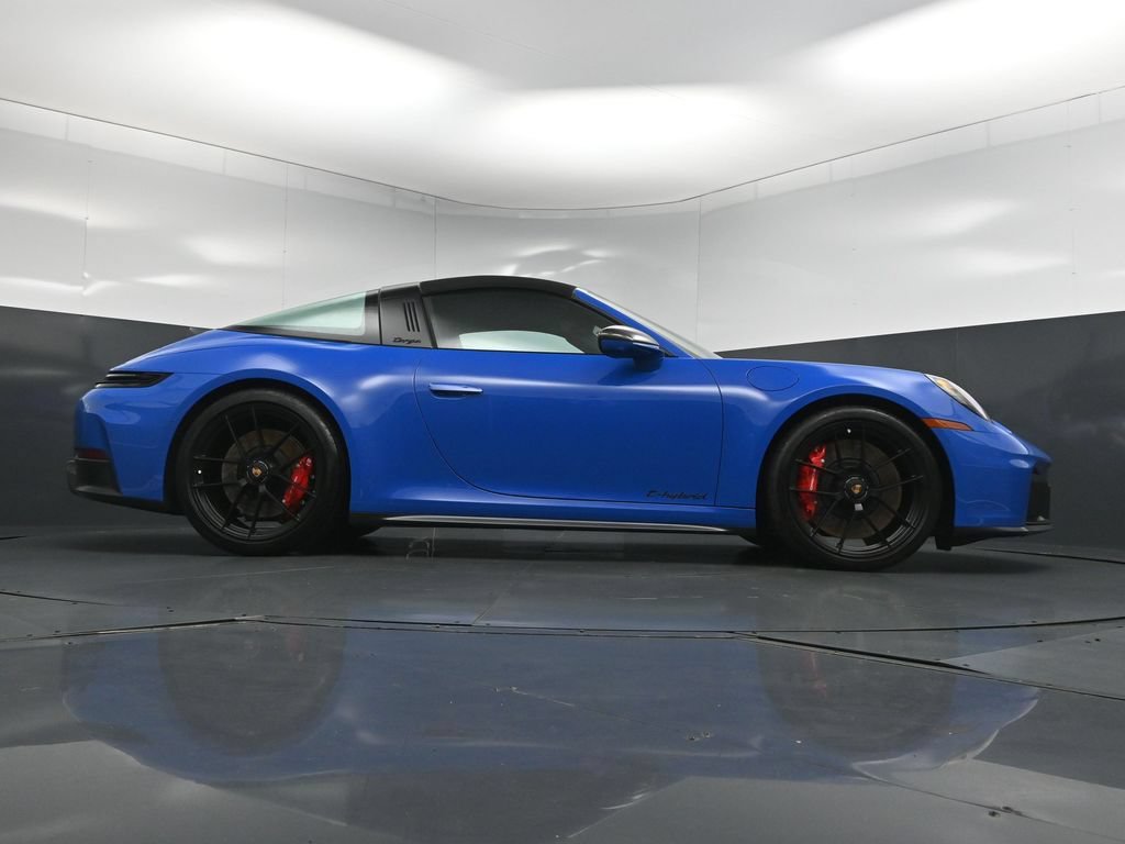 Used 2025 Porsche 911 Targa 4 GTS w/ Premium Package AWD/4WD image 29