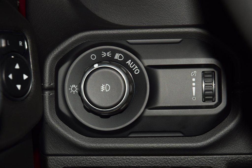 Used 2024 Jeep Wrangler Sahara w/ Technology Group image 38