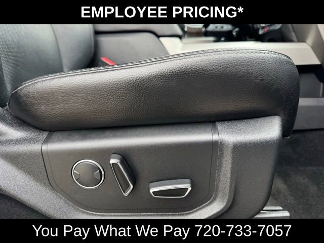 Used 2017 Ford F350 Lariat w/ Lariat Ultimate Package AWD/4WD image 28